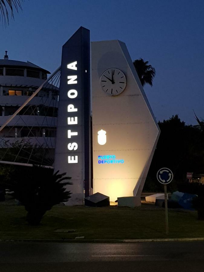 Puerto Estepona Exteriör bild